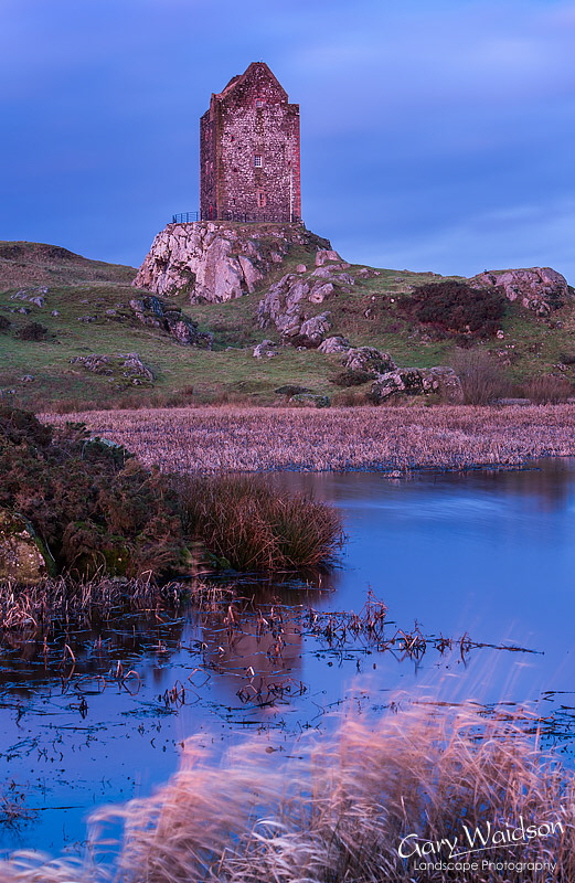 Smailholm-Dawn